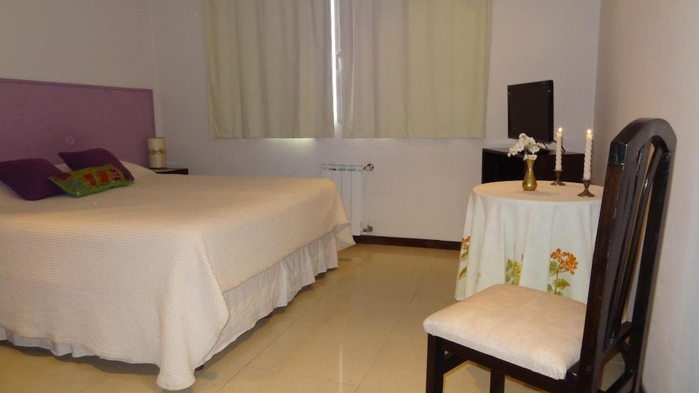 Hotel Altuen & 3*