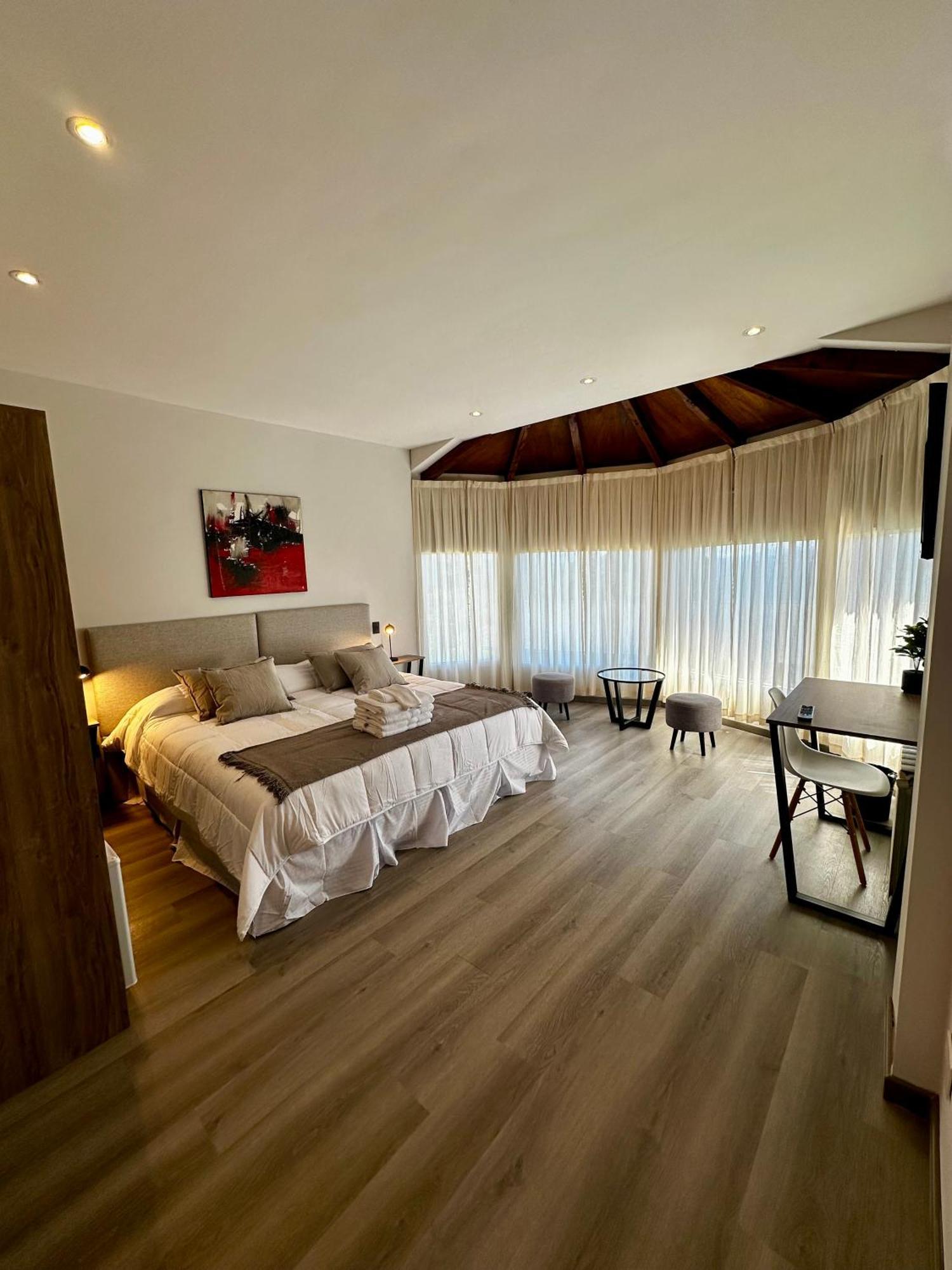 Hotel Altuen & 3*
