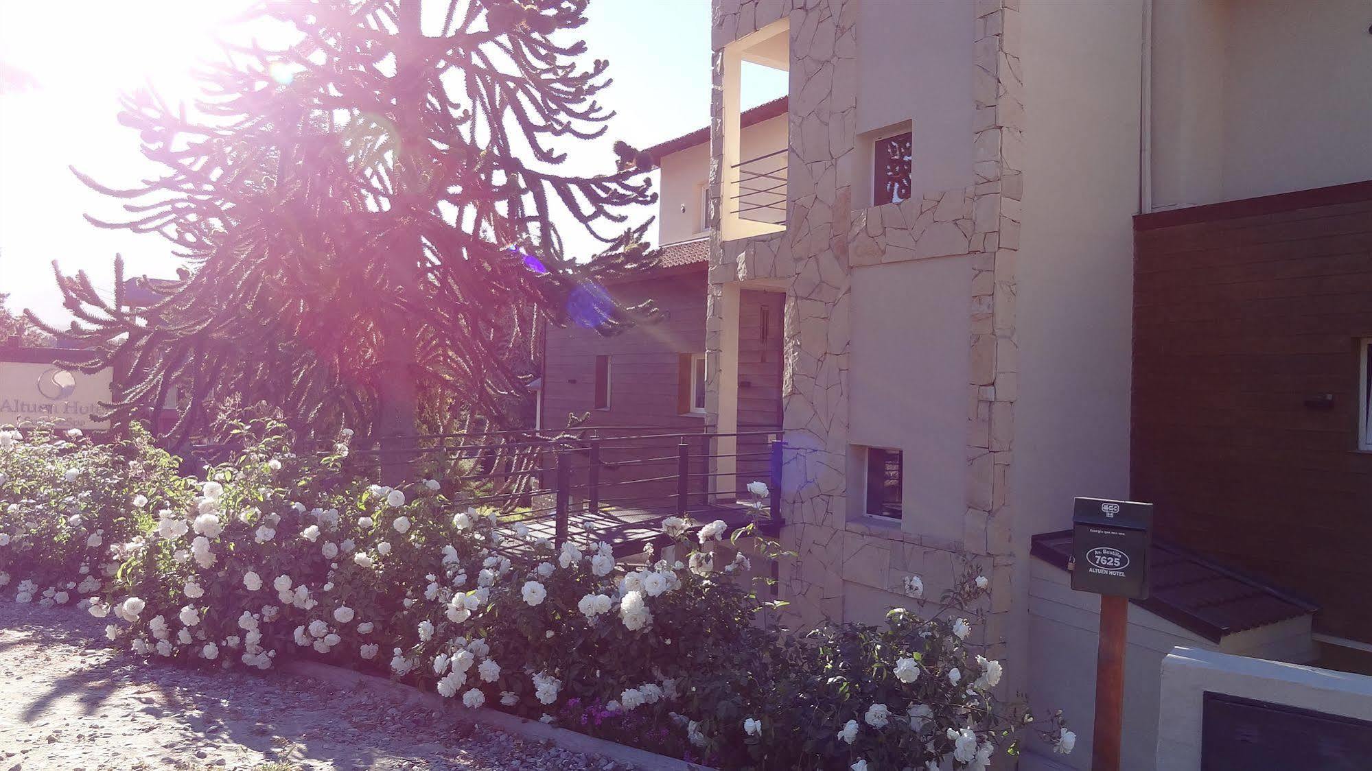 Altuen & Hotel San Carlos de Bariloche