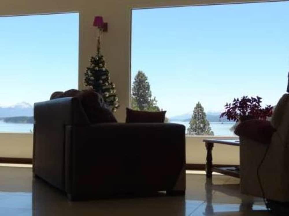 Hotel Altuen &